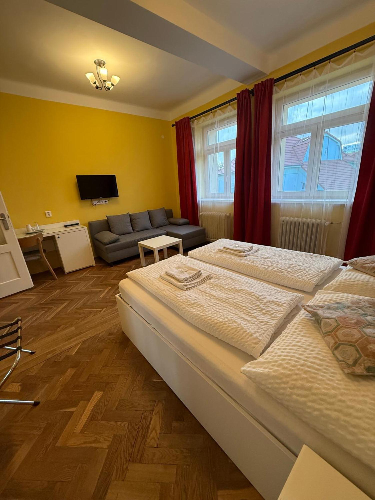 Penzion Radost Poděbrady Exterior foto